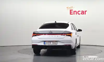 Hyundai Avante 2023 1.6 Автомат в Москве № 886559, миниатюра 4