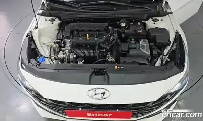 Hyundai Avante 2023 1.6 Автомат в Москве № 886559, миниатюра 6