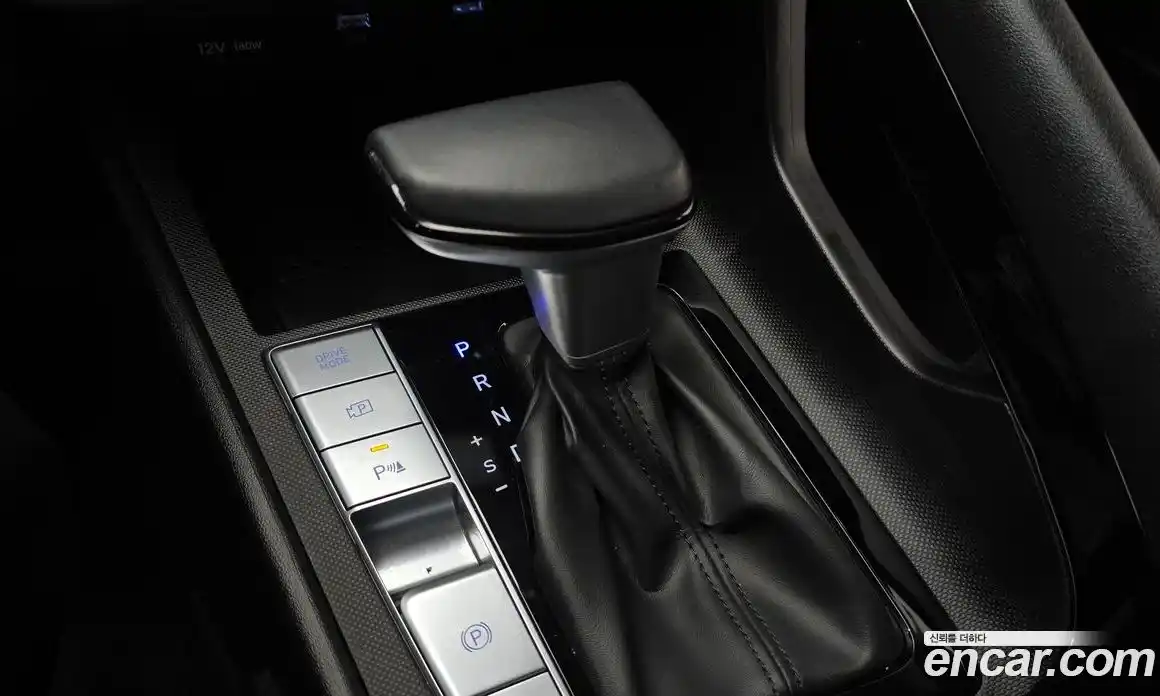 Hyundai Avante 2023 1.6 Автомат в Москве № 886559, фото 9