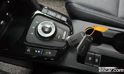 Kia Seltos 2024 1.6 Автомат в Москве № 887203, миниатюра 9