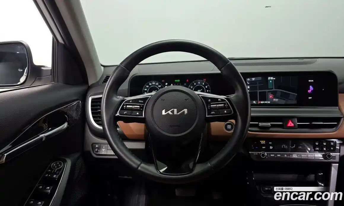 Kia Seltos 2023 1.6 Автомат в Москве № 887318, фото 13