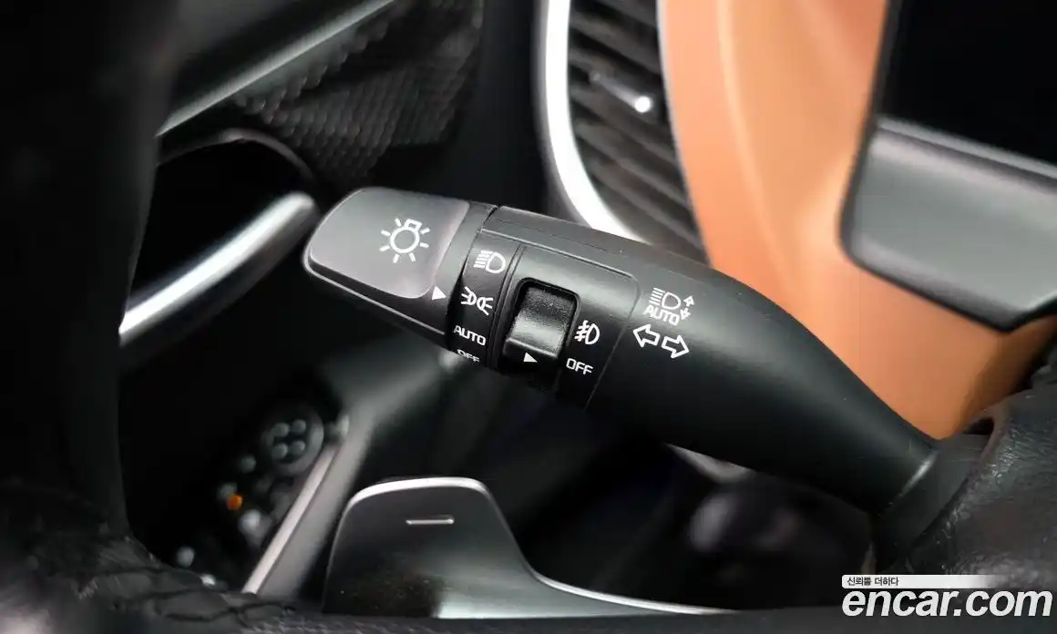 Kia Seltos 2023 1.6 Автомат в Москве № 887318, фото 17