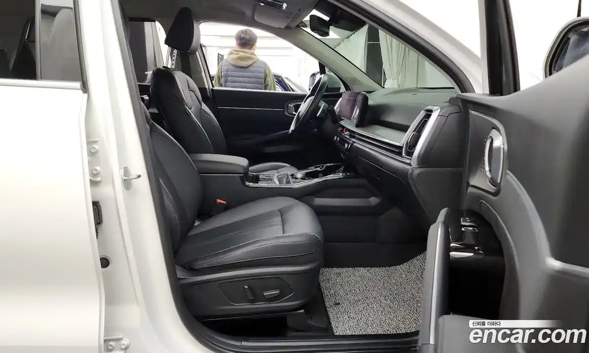 Kia Sorento 2023 2.5 Автомат в Москве № 887819, фото 11