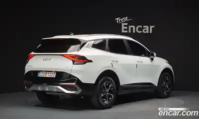 Kia Sportage 2023 1.6 Автомат в Москве № 888126, миниатюра 2