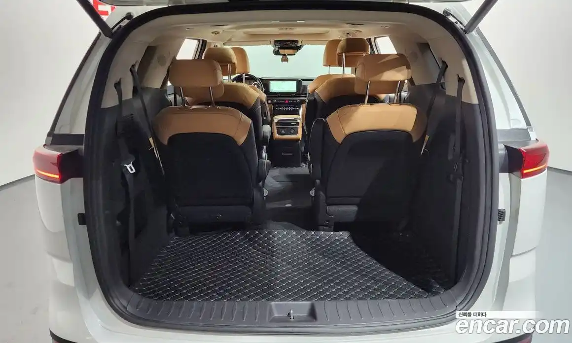 Kia Canival 2022 3.5 Автомат в Москве № 888168, фото 20