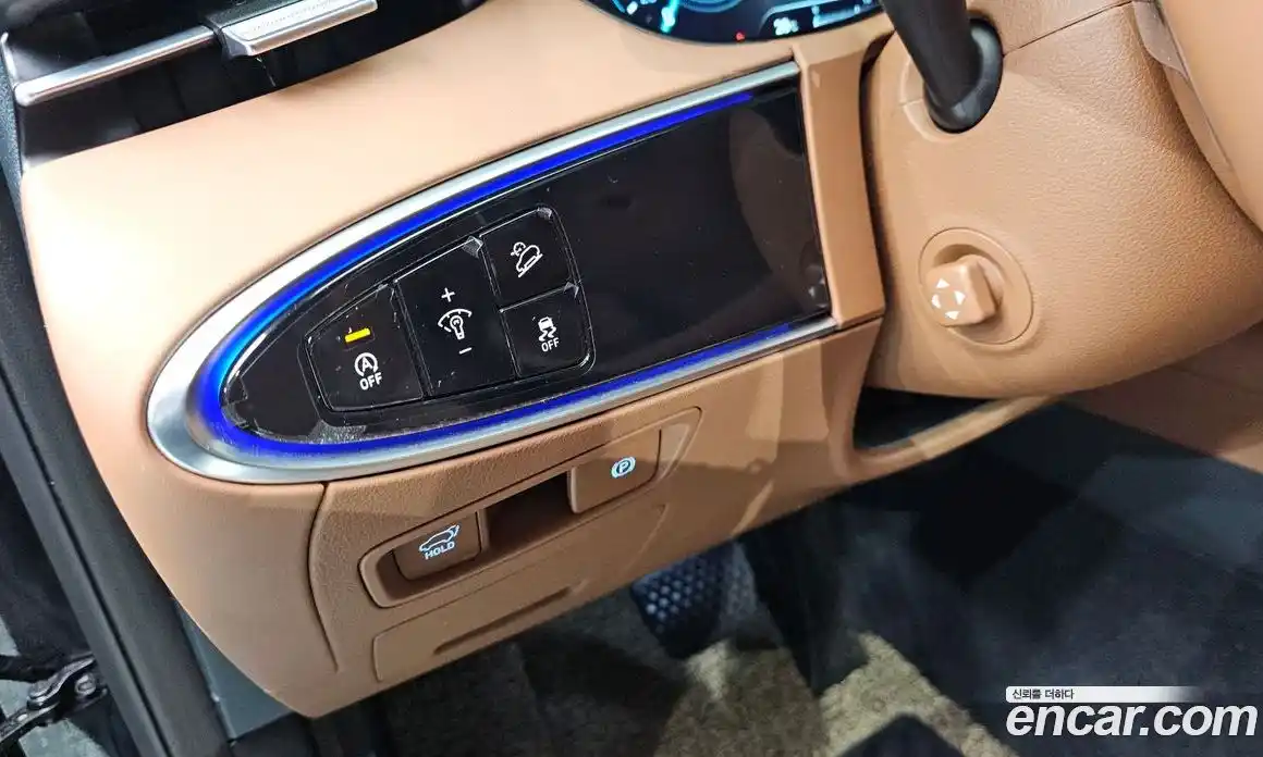 Genesis GV70 2023 2.5 Автомат в Москве № 888492, фото 12