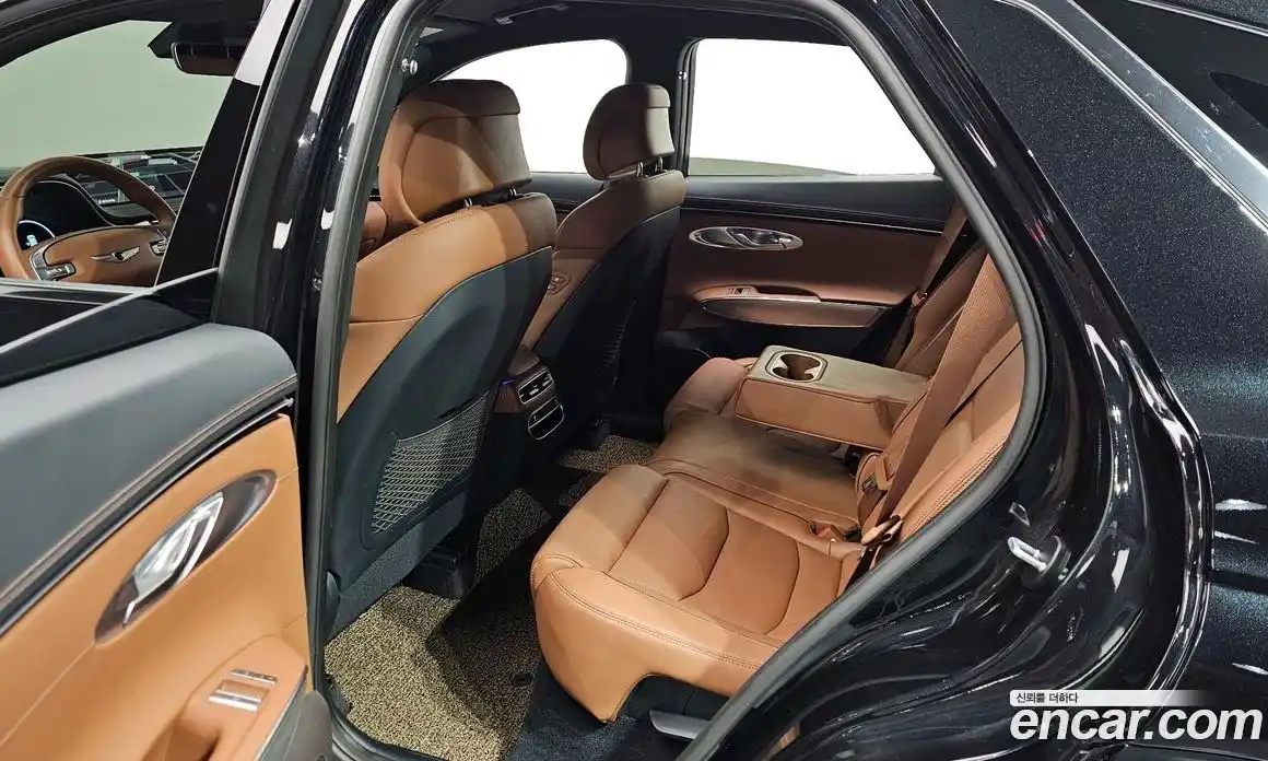 Genesis GV70 2023 2.5 Автомат в Москве № 888492, фото 17