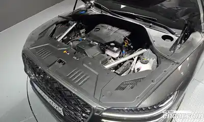 Genesis GV70 2024 2.5 Автомат в Москве № 888550, миниатюра 6