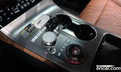 Genesis GV70 2024 2.5 Автомат в Москве № 888550, миниатюра 9