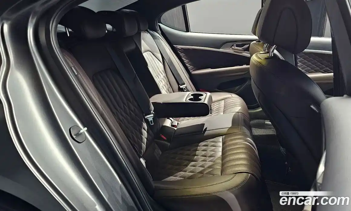 Genesis G70 2021 2.0 Автомат в Москве № 888864, фото 12