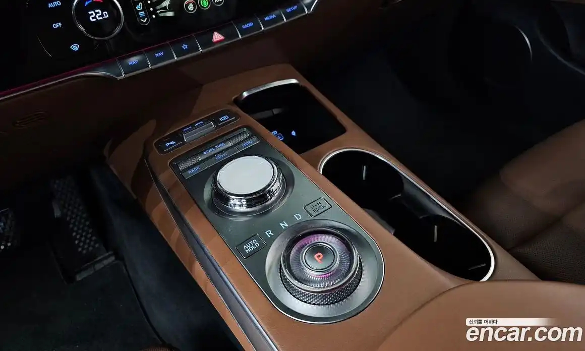 Genesis GV70 2021 2.5 Автомат в Москве № 888900, фото 9