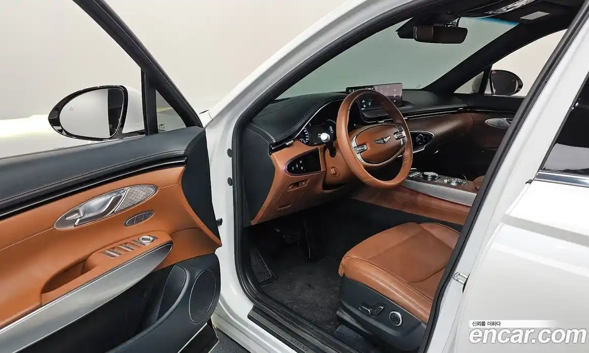 Genesis GV70 2021 2.5 Автомат в Москве № 888900, фото 10