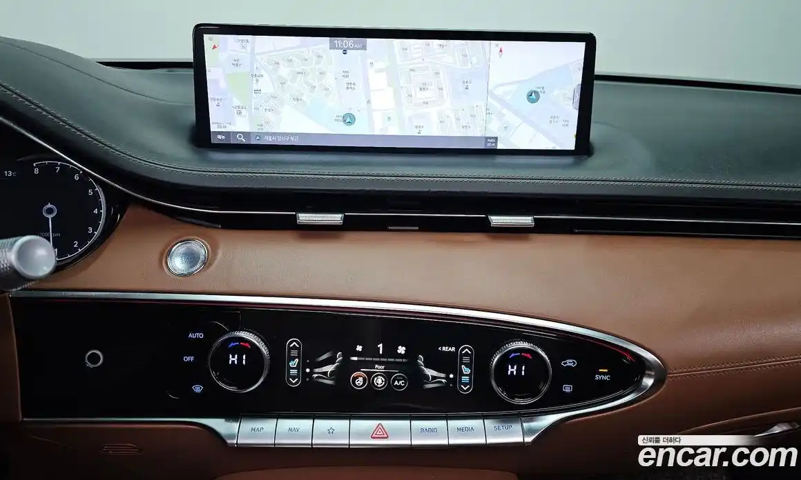 Genesis GV70 2021 2.5 Автомат в Москве № 888978, фото 14