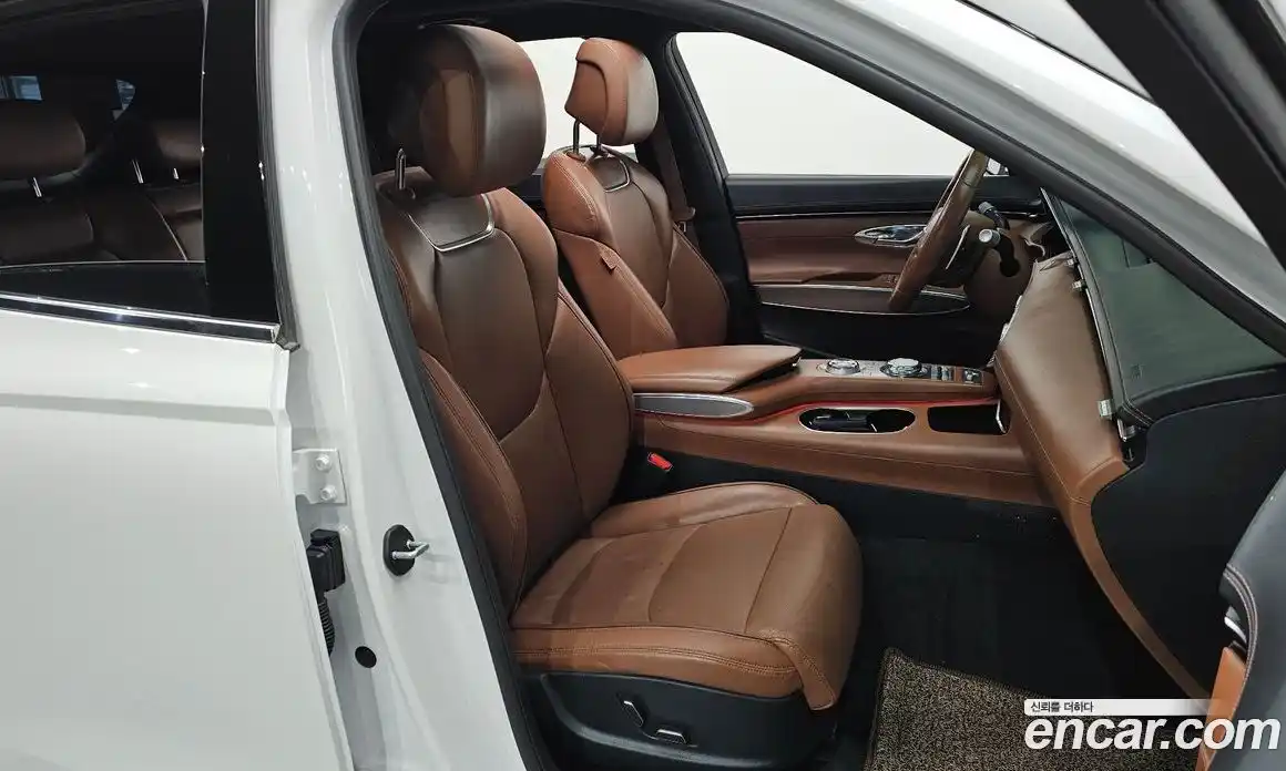 Genesis GV70 2021 2.5 Автомат в Москве № 888978, фото 10