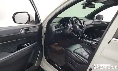 SsangYong Rexton 2019 2.2 Автомат в Москве № 889645, миниатюра 10