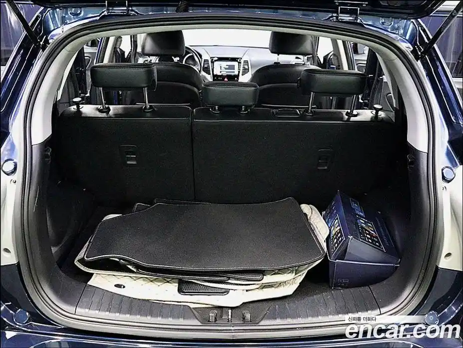 SsangYong TIBOLI 2016 1.6 Автомат в Москве № 889739, фото 5