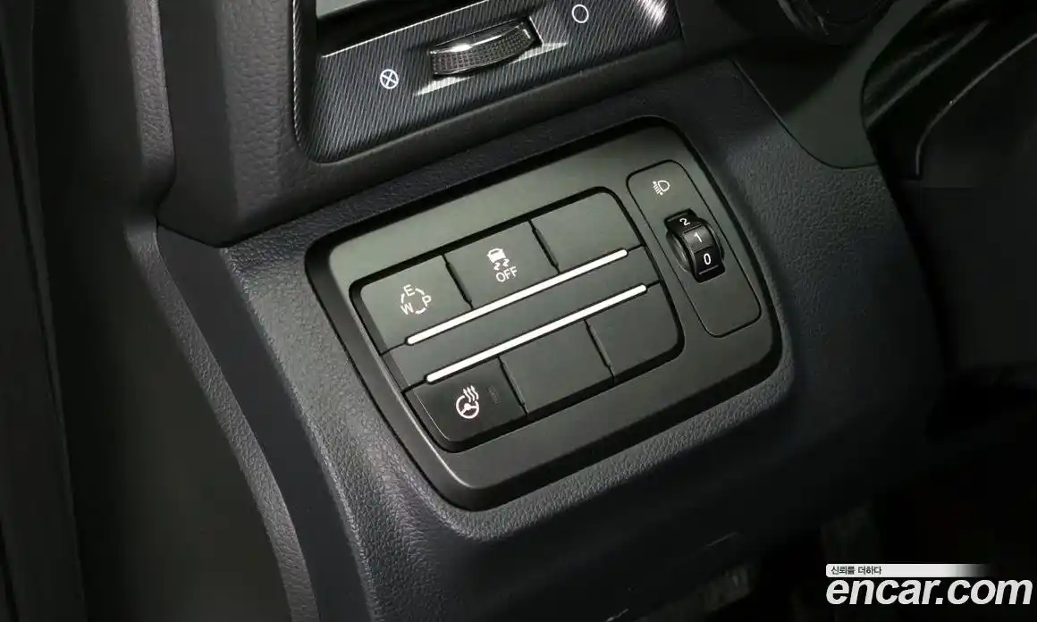 SsangYong TIBOLI 2016 1.6 Автомат в Москве № 889792, фото 17