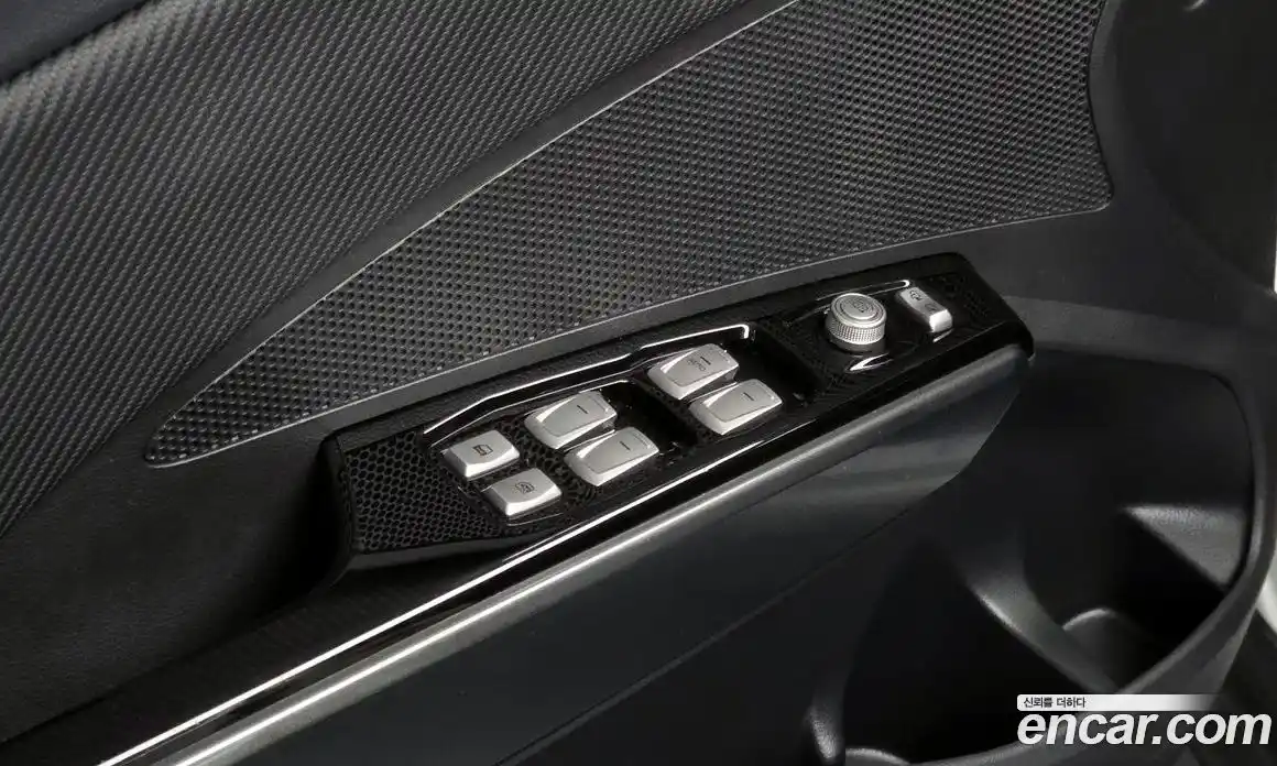 SsangYong TIBOLI 2016 1.6 Автомат в Москве № 889792, фото 18