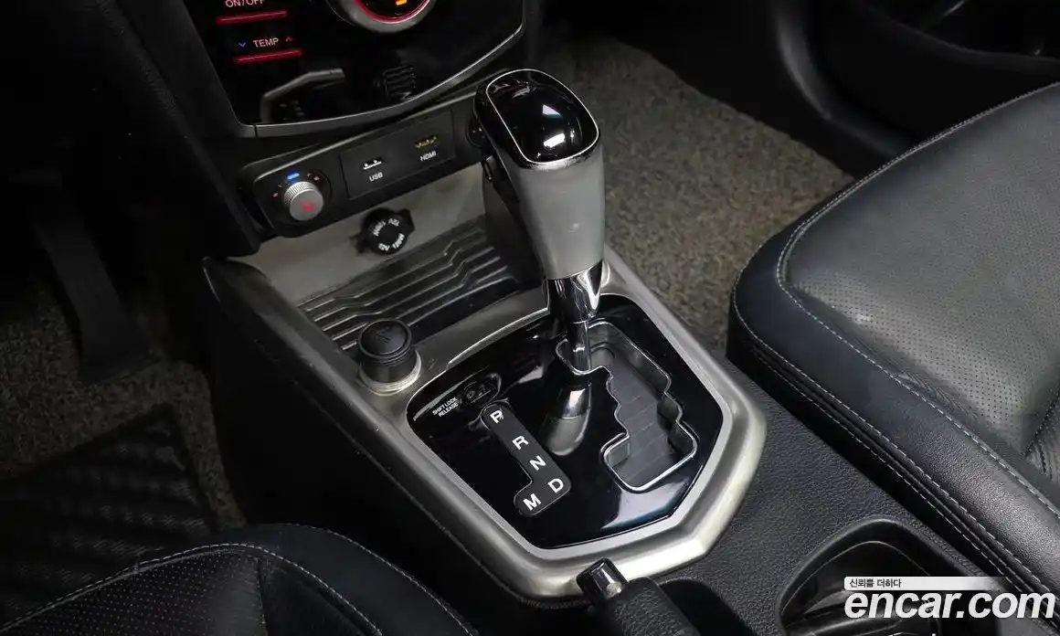 SsangYong TIBOLI 2016 1.6 Автомат в Москве № 890025, фото 9