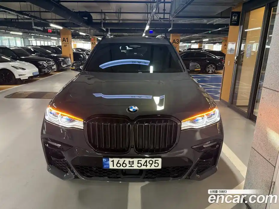 BMW X7 2022 3.0 Автомат в Москве № 890218, фото 1