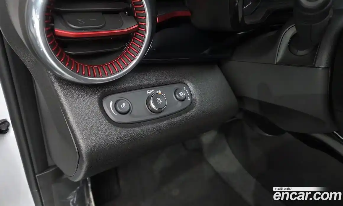 Chevrolet Trax 2024 1.2 гидро в Москве № 890427, фото 19