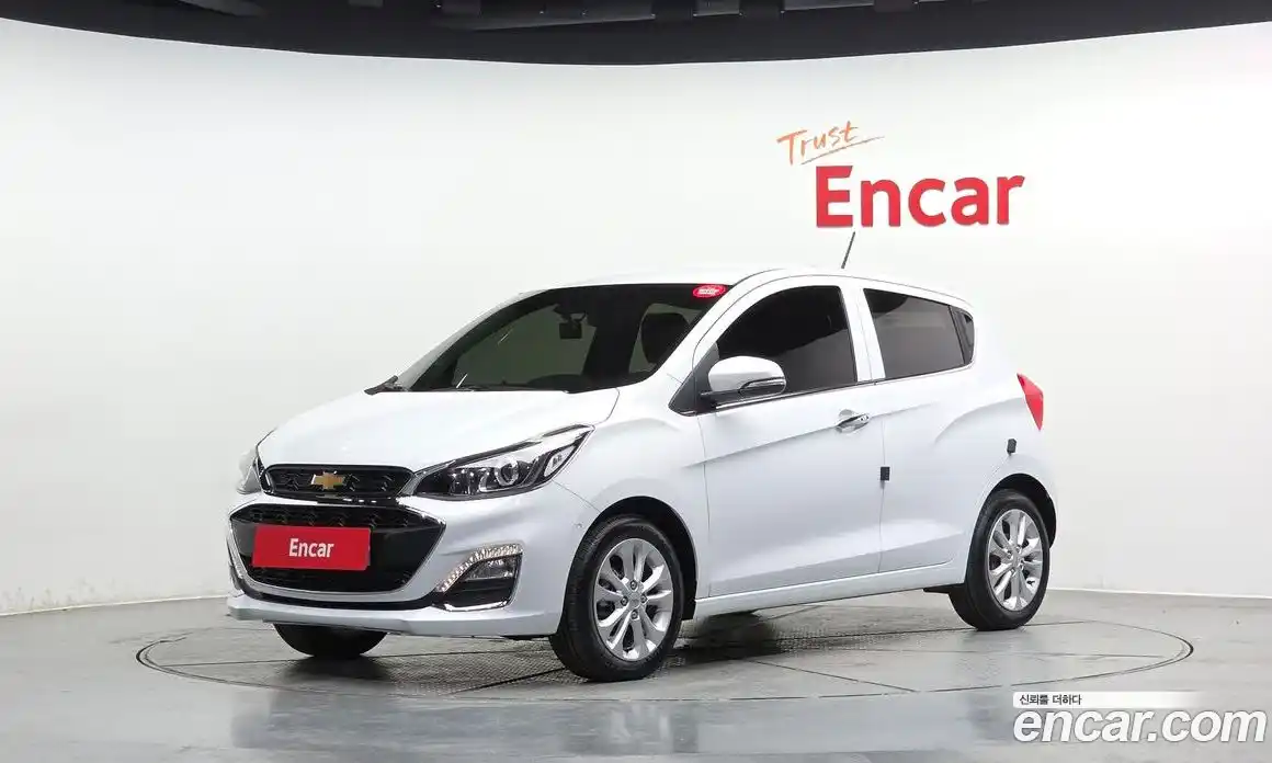 Chevrolet Spark 2019 1.0 Автомат в Москве № 890439, фото 1