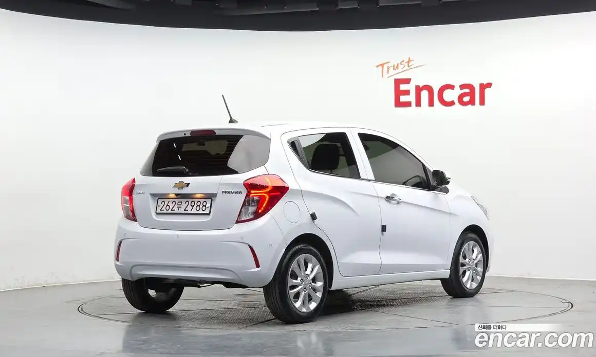 Chevrolet Spark 2019 1.0 Автомат в Москве № 890439, фото 2