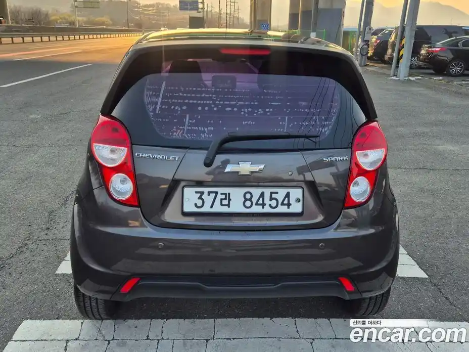 Chevrolet Spark 2015 1.0 Автомат в Москве № 890453, фото 4