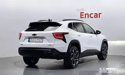 Chevrolet Trax 2024 1.2 гидро в Москве № 890457, миниатюра 2