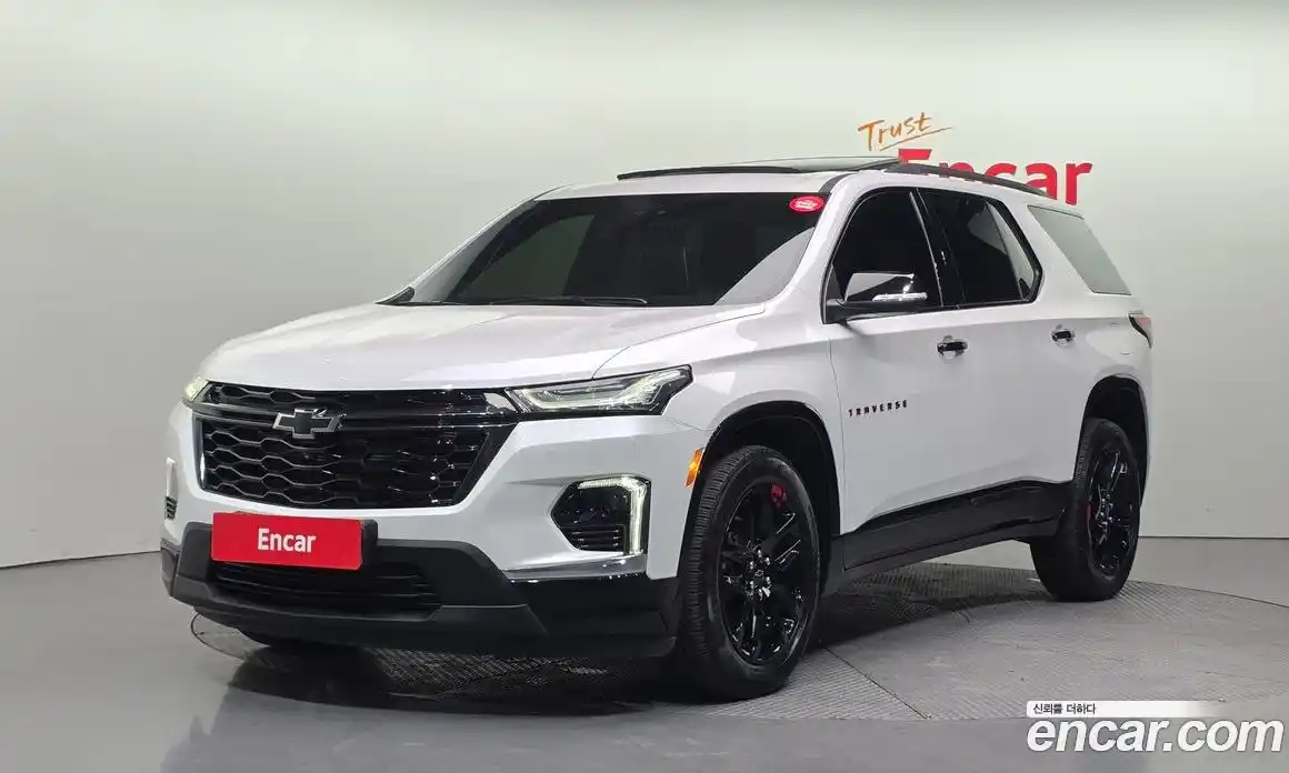 Chevrolet Traverse 2023 3.6 Автомат в Москве № 890463, фото 1
