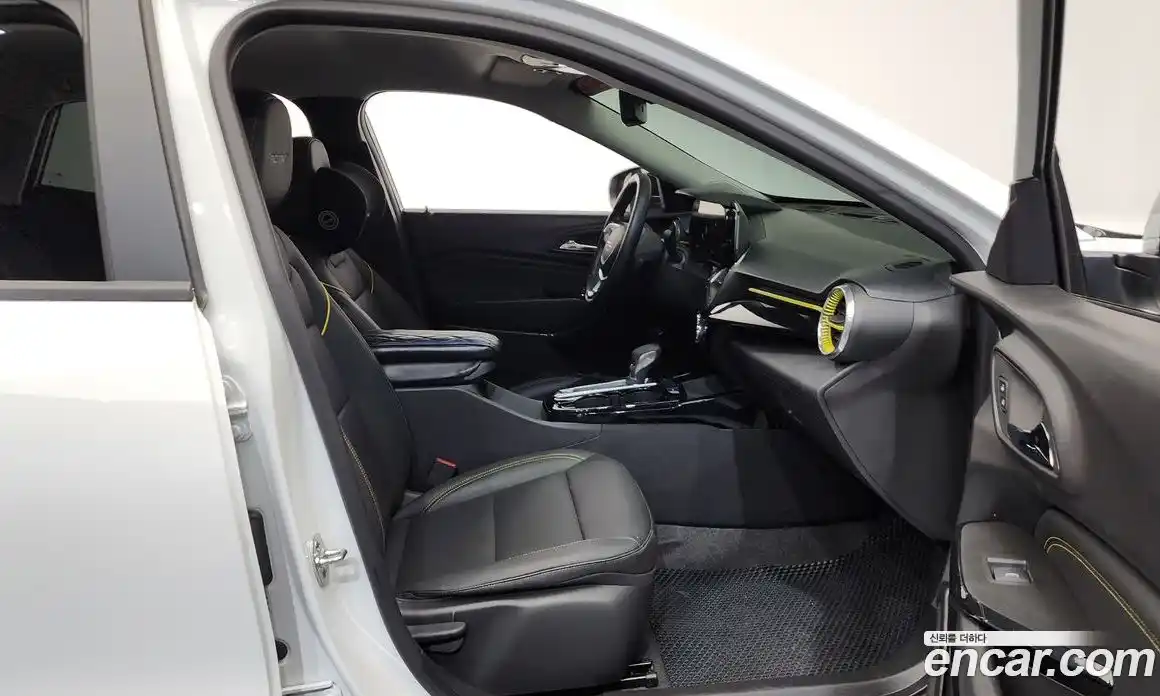 Chevrolet Trax 2024 1.2 гидро в Москве № 890487, фото 10