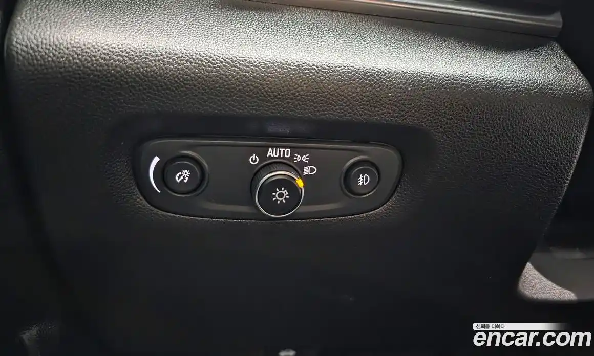 Chevrolet Traverse 2021 3.6 Автомат в Москве № 890588, фото 18