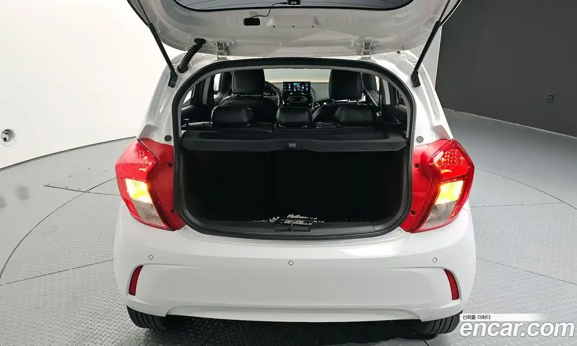 Chevrolet Spark 2019 1.0 Автомат в Москве № 890604, фото 20