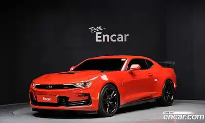 Chevrolet Camaro SS 6.2 V8 볼케이노 레드