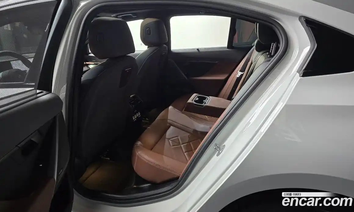 BMW 5-Series 2024 2.0 Автомат в Москве № 890827, фото 11