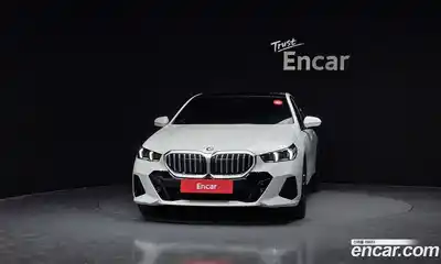 BMW 5-Series 2024 2.0 Автомат в Москве № 890827, миниатюра 3