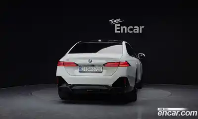 BMW 5-Series 2024 2.0 Автомат в Москве № 890827, миниатюра 4