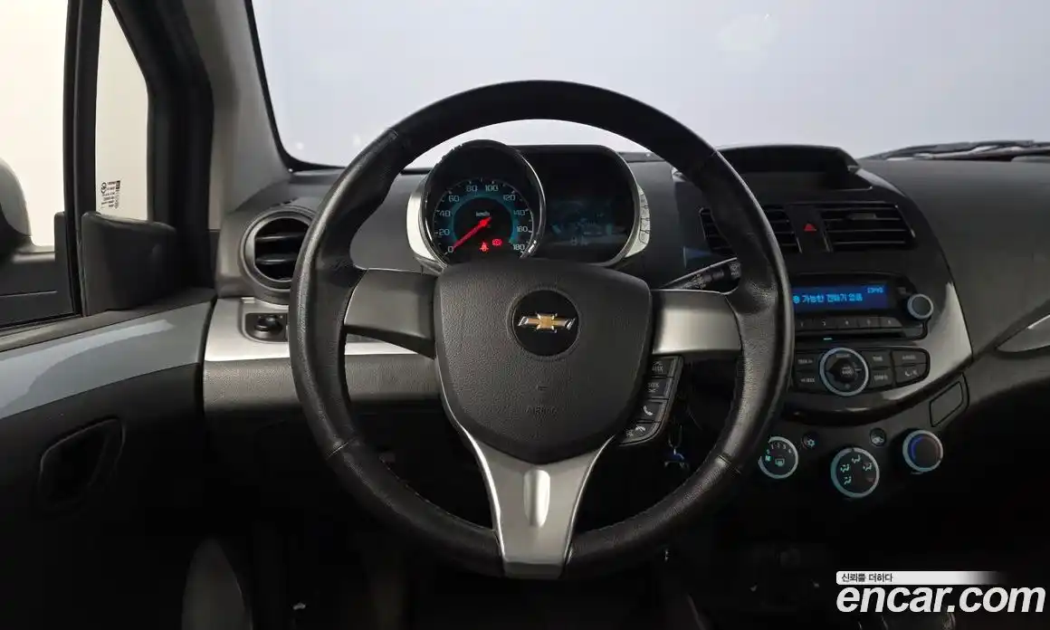 Chevrolet Spark 2014 1.0 гидро в Москве № 890933, фото 13