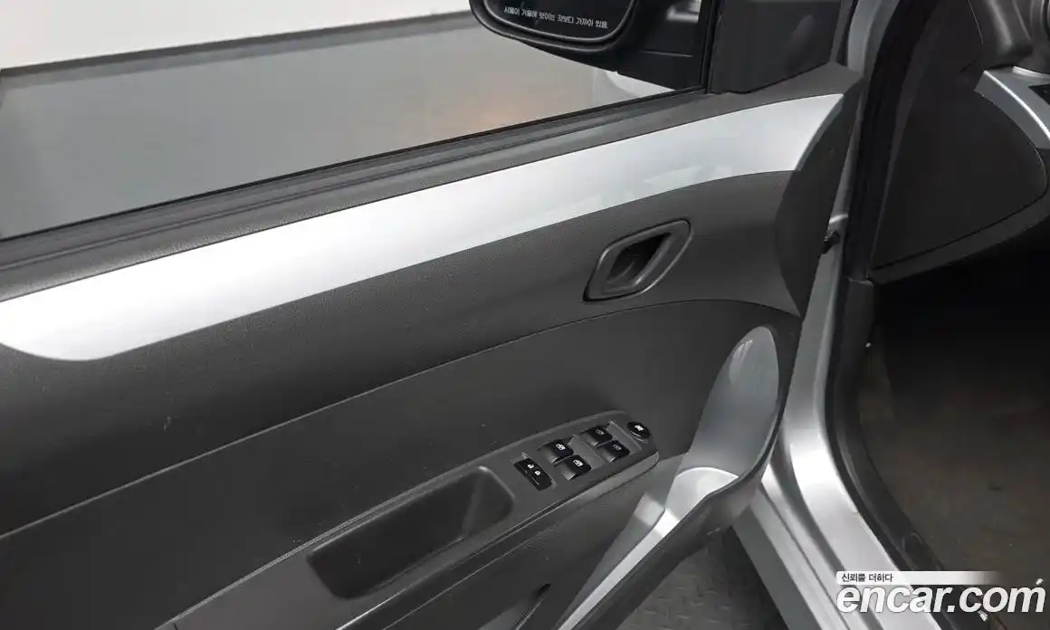 Chevrolet Spark 2014 1.0 гидро в Москве № 890933, фото 14