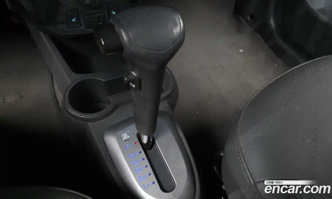 Chevrolet Spark 2014 1.0 гидро в Москве № 890933, фото 9