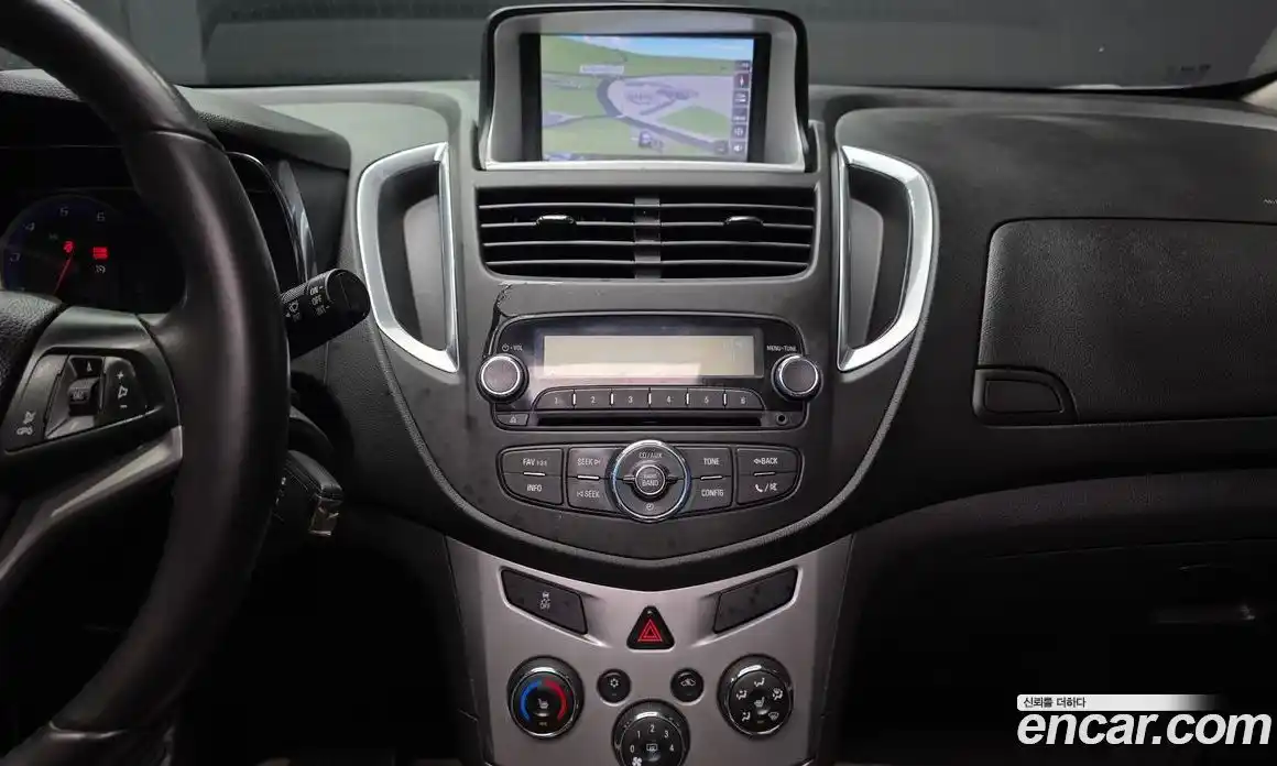 Chevrolet Trax 2016 1.6 Автомат в Москве № 891095, фото 14