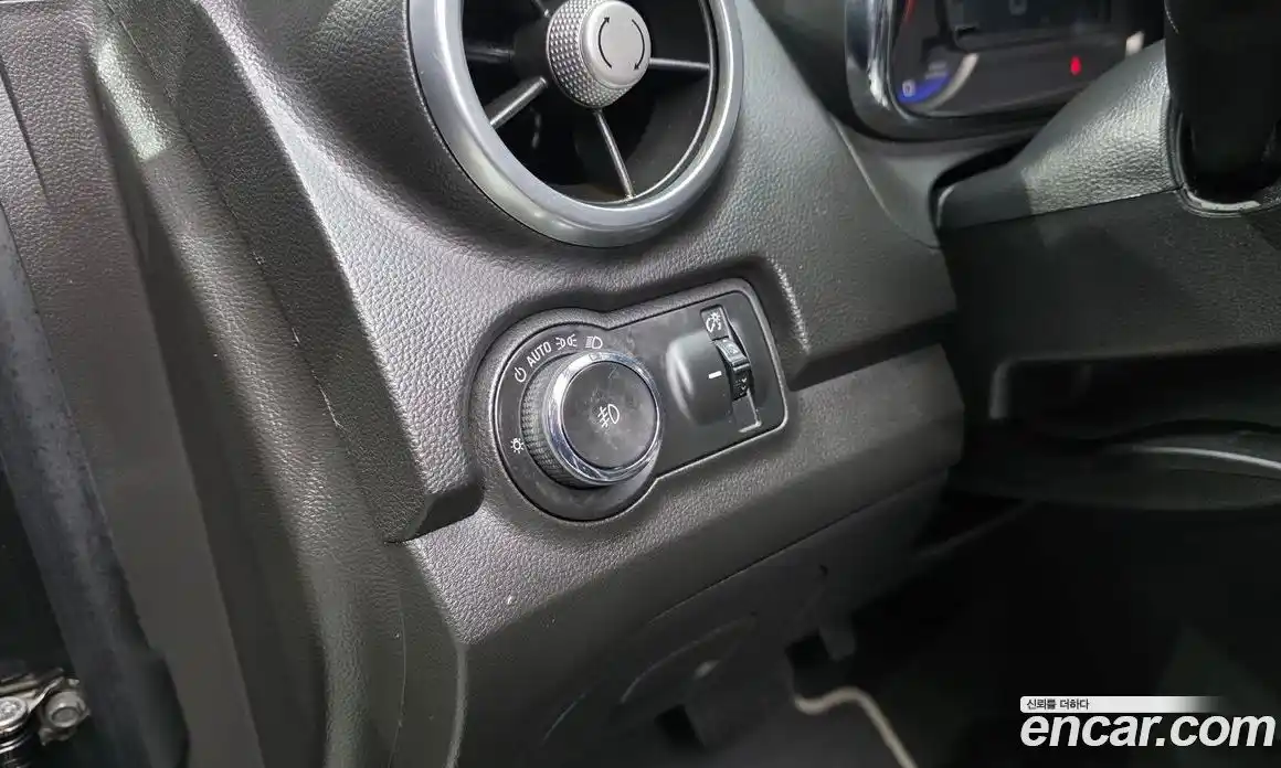 Chevrolet Trax 2016 1.6 Автомат в Москве № 891095, фото 18