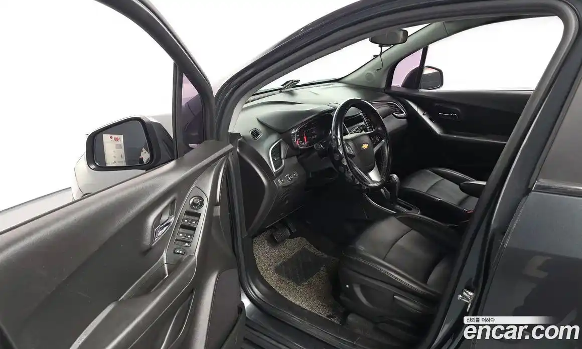 Chevrolet Trax 2018 1.6 гидро в Москве № 891279, фото 10