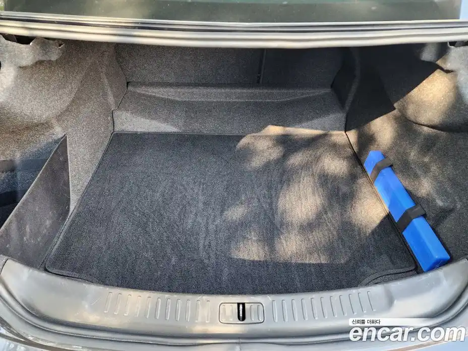 Chevrolet Malibu 2015 2.0 Автомат в Москве № 891568, фото 15