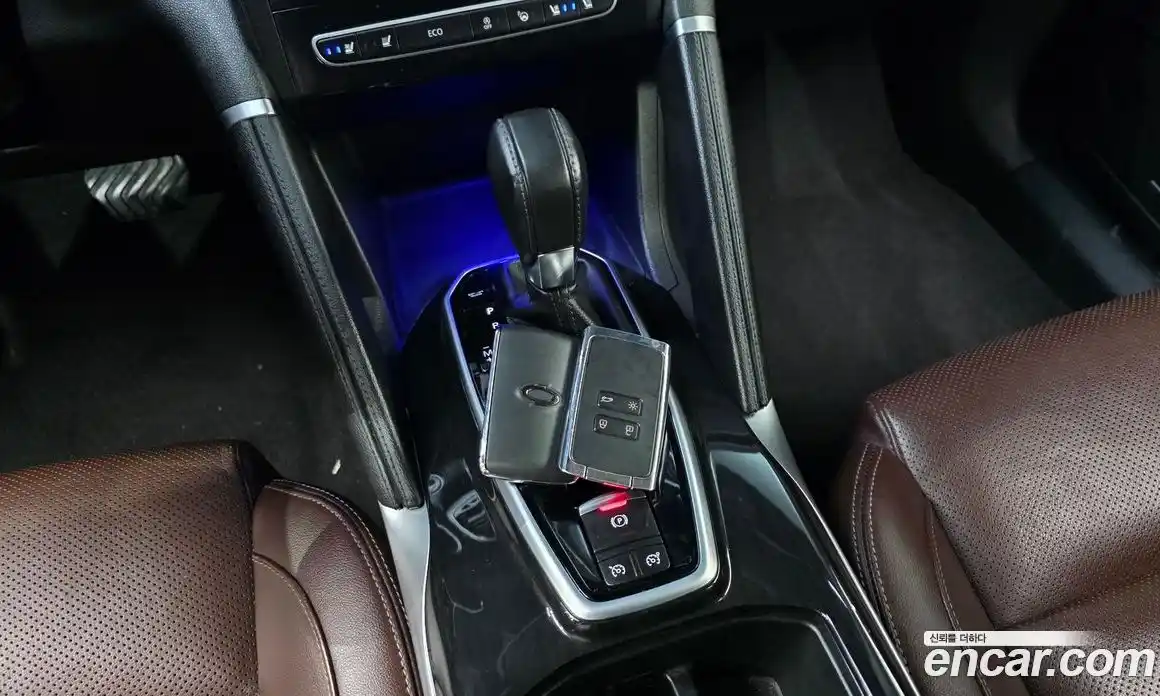 Renault QM6 2017 2.0 Автомат в Москве № 891732, фото 9