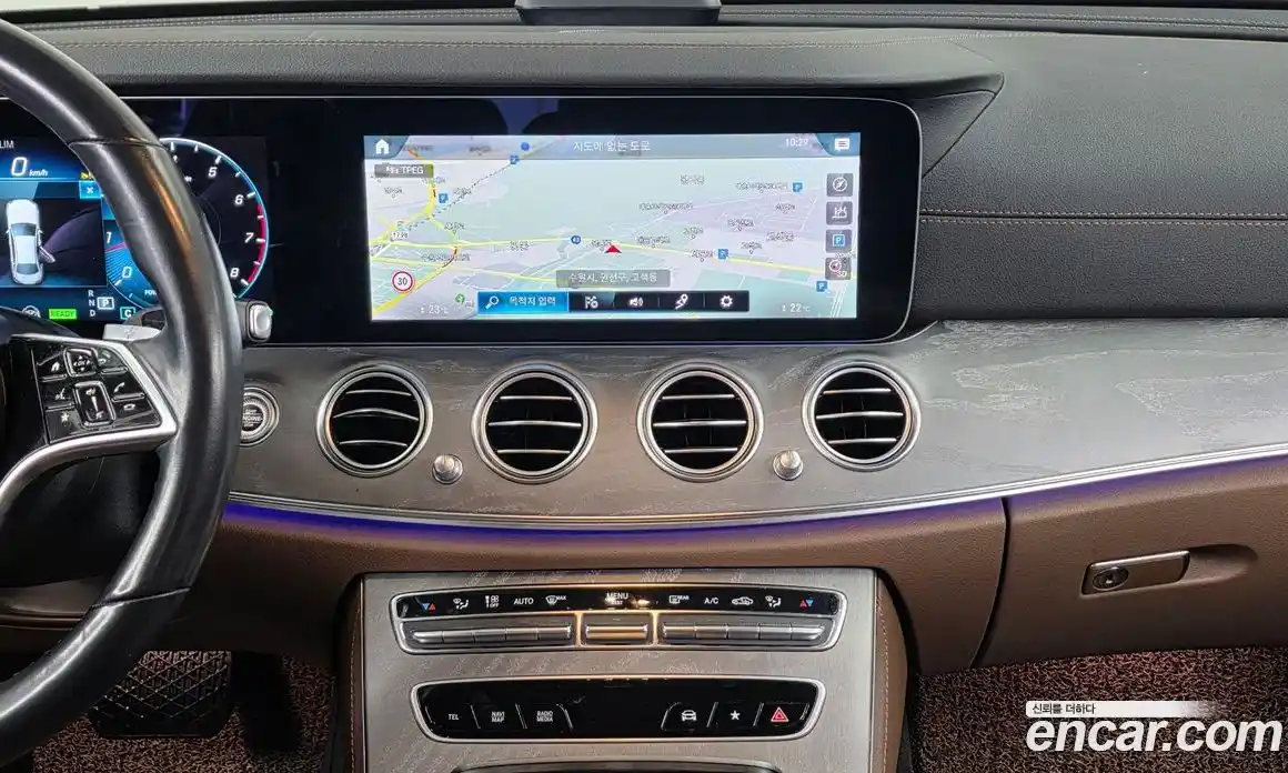 Mercedes-Benz E-Class 2022 2.0 Автомат в Москве № 893590, фото 14