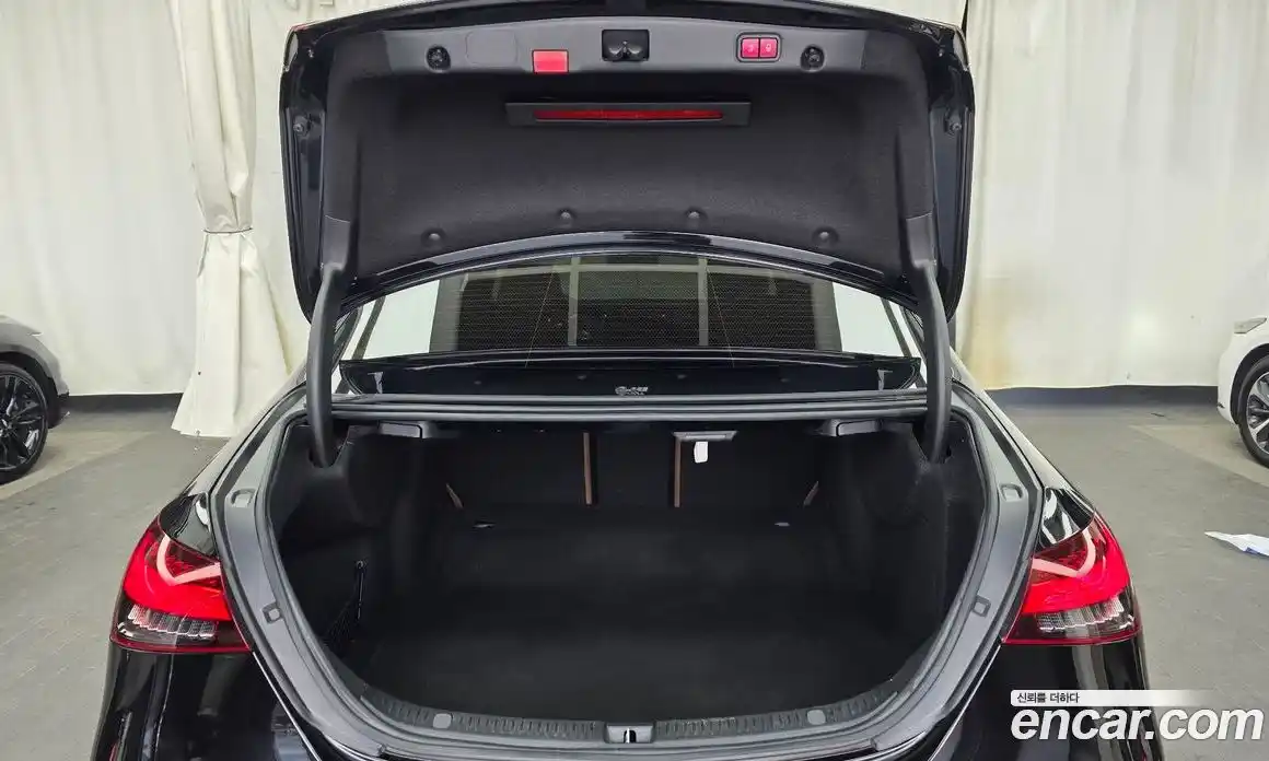 Mercedes-Benz E-Class 2022 2.0 Автомат в Москве № 893590, фото 20