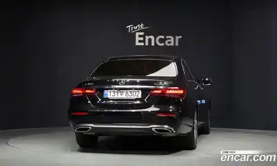 Mercedes-Benz E-Class 2022 2.0 Автомат в Москве № 893590, миниатюра 4