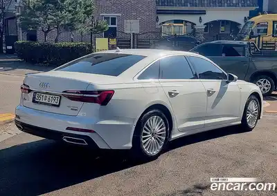 Audi A6 2021 2.0 Автомат в Москве № 894243, миниатюра 2
