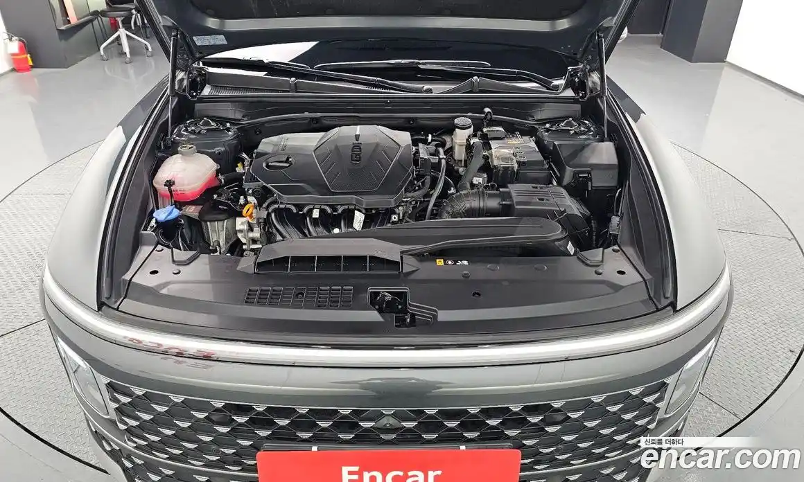 Hyundai Grandeur 2022 2.5 гидро в Москве № 109940, фото 6